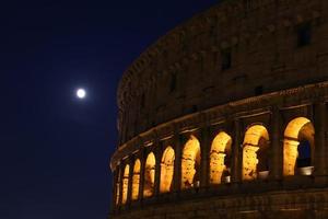 Coliseu, em Roma, Itália foto