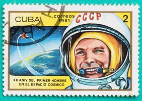 selos usados com temas impressos no espaço cuba foto