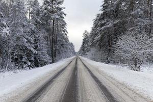 neve na estrada foto