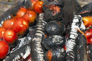 cozinhar tomates orgânicos naturais foto