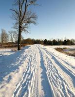 estrada na temporada de inverno foto