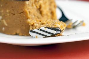 bolo doce em forma de cilindro foto