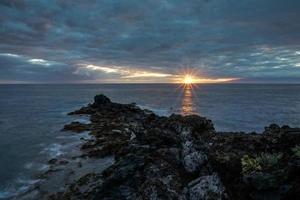 pôr do sol visto de callao salvaje, santa cruz de tenerife espanha foto