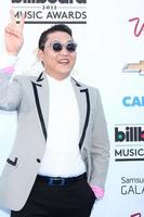 los angeles, 19 de maio - psy chega ao billboard music awards 2013 no mgm grand garden arena em 19 de maio de 2013 em las vegas, nv foto