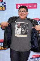 los angeles, 25 de fevereiro - rico rodriguez no radio disney music awards 2015 no nokia theatre em 25 de abril de 2015 em los angeles, ca foto