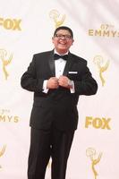 los angeles, 20 de setembro - rico rodriguez no primetime emmy awards chegadas ao microsoft theater em 20 de setembro de 2015 em los angeles, ca foto