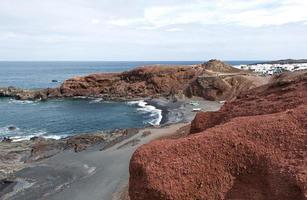 praia na ilha de lanzarote, ilhas canárias, espanha. foto