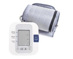 monitor digital de pressão arterial - tonômetro. imagem de estoque foto