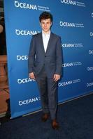 los angeles, 28 de setembro - nolan gould no concerto para nossos oceanos beneficiando oceana no centro de artes cênicas wallis annenberg em 28 de setembro de 2015 em beverly hills, ca foto