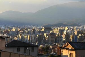 kyoto, japão - cidade na região de kansai. foto