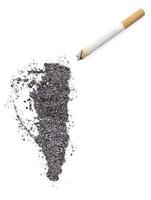 cinzas em forma de gibraltar e um cigarro. (série)