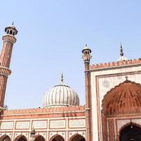 detalhe arquitetônico da mesquita jama masjid, antiga delhi, índia, a arquitetura espetacular da mesquita jama masjid em delhi 6 durante a temporada de ramzan, a mesquita mais importante da índia foto