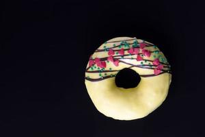 deliciosos donuts com recheio de chocolate, close-up foto