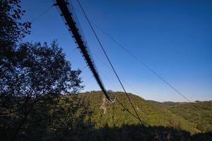 vista da paisagem da ponte suspensa geierlay foto