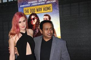 los angeles, 30 de maio - rumer willis, rajeev nirmalakhandan na estréia do estranho caminho para casa no teatro arena em 30 de maio de 2014 em los angeles, ca foto