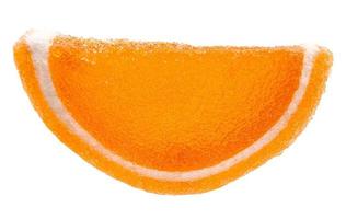 doce de marmelada na forma de uma fatia de laranja. foto