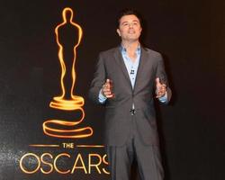 los angeles, 10 de janeiro - seth macfarlane nos anúncios de indicação ao Oscar 2013 no teatro samuel goldwyn em 10 de janeiro de 2013 em beverly hills, ca foto