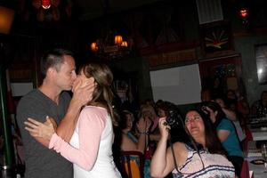 los angeles, 1 de agosto - william devry, nancy lee grahn no evento william devry fan club na cantina da califórnia em 1 de agosto de 2014 em los angeles, ca foto