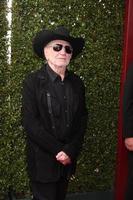 los angeles, 13 de abril - willie nelson no john varvatos 11th anual stuart house beneficente na john varvatos boutique em 13 de abril de 2014 em west hollywood, ca foto