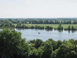 vista do rio Danúbio em Donaustauf foto
