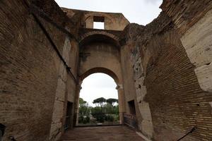 6 de maio de 2022 coliseu itália. o coliseu é um monumento arquitetônico da roma antiga. foto