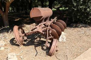 máquinas agrícolas antigas em Israel. foto