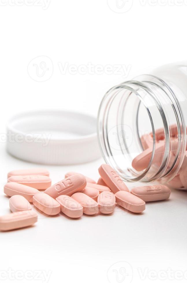 Pillen und Tabletten, die medizinischen Mittel, Makro. foto