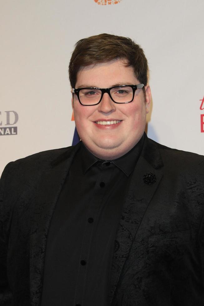 las vegas, 15. april - jordan smith beim 23. jährlichen race to erase ms gala im beverly hilton hotel am 15. april 2016 in beverly hills, ca foto