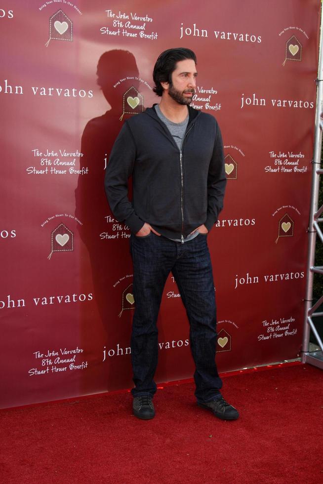 los angeles, 13. märz - david schwimmer kommt am 13. märz 2011 in los angeles, ca. 13. märz 2011 im john varvatos 8. jährlichen stuart house-benefit im john varvaots store an foto