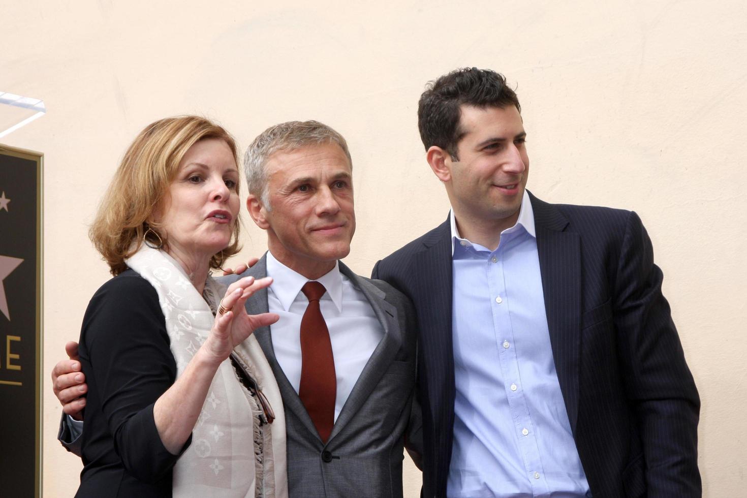 los angeles, 1. dezember - lisa kasteler, christoph waltz bei der christoph waltz hollywood walk of fame star zeremonie auf dem hollywood boulevard am 1. dezember 2014 in los angeles, ca foto