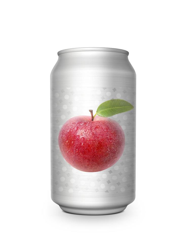 frischer Apfel Erfrischungsgetränk in Aluminiumdose auf weißem Hintergrund für Design foto