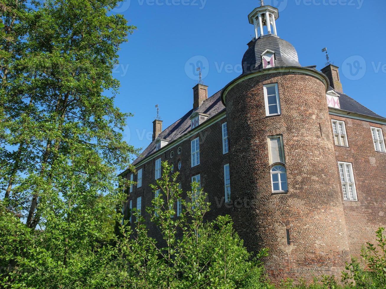 Kleines Schloss Ringenberg in Deutschland foto