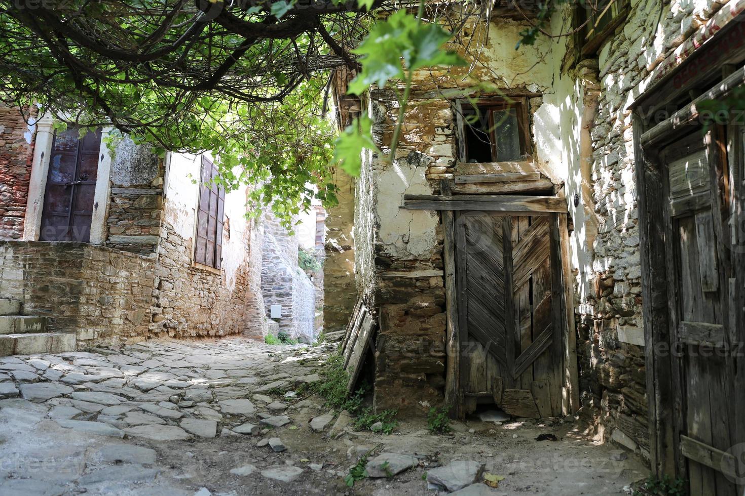 Straße im Dorf Sirince, Izmir, Türkei foto