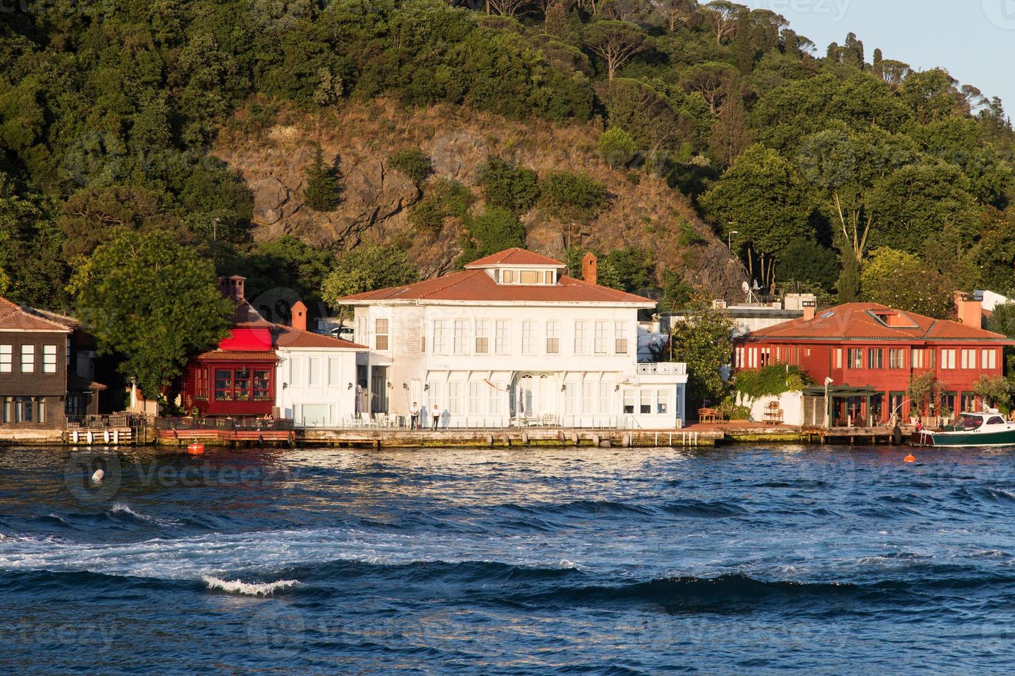 Gebäude in der Bosporus-Meerenge foto