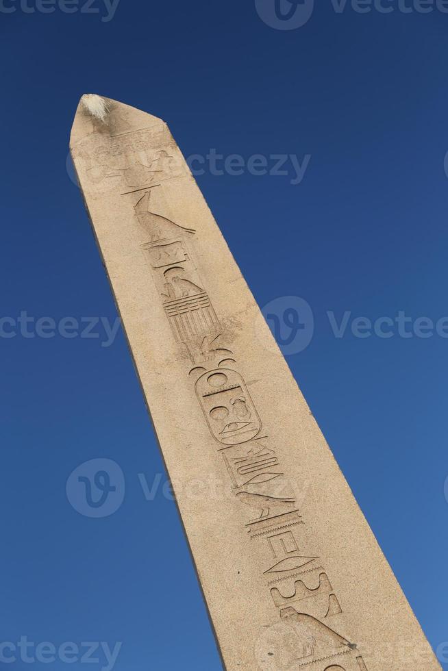 obelisk von theodosius in der stadt istanbul, türkei foto