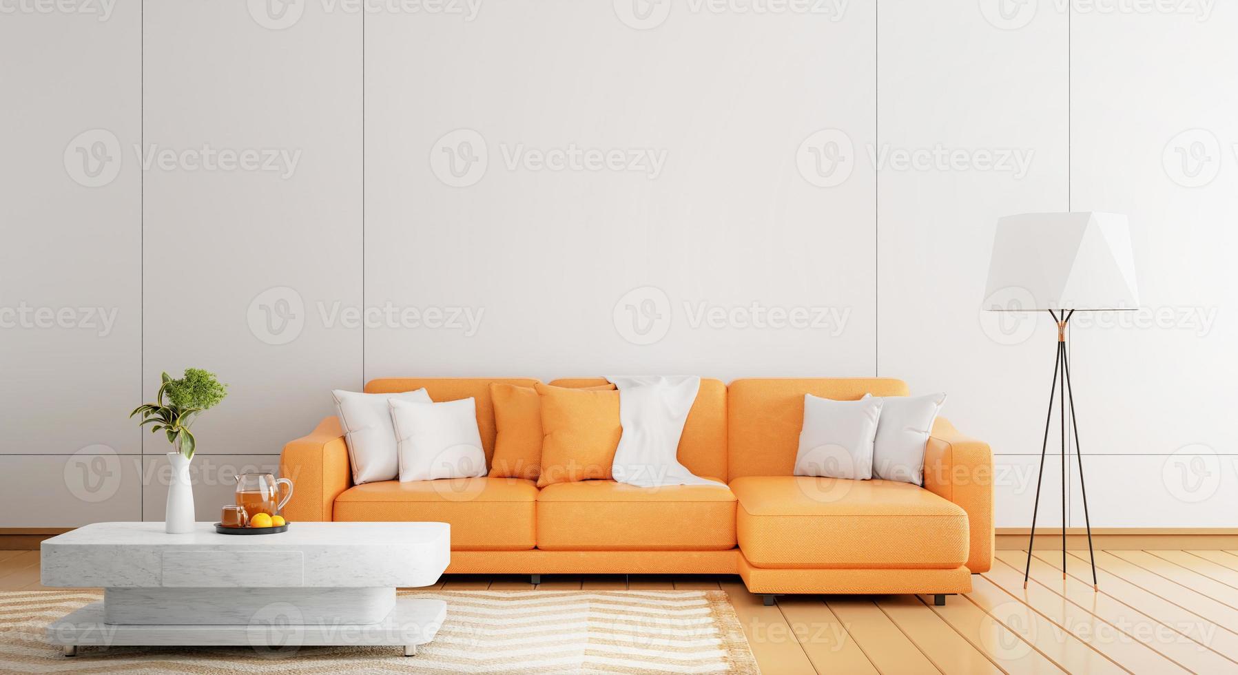 grünes sofa mit pflanzentisch auf leerer weißer wand im