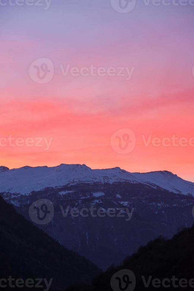Sonnenuntergang am Berg foto