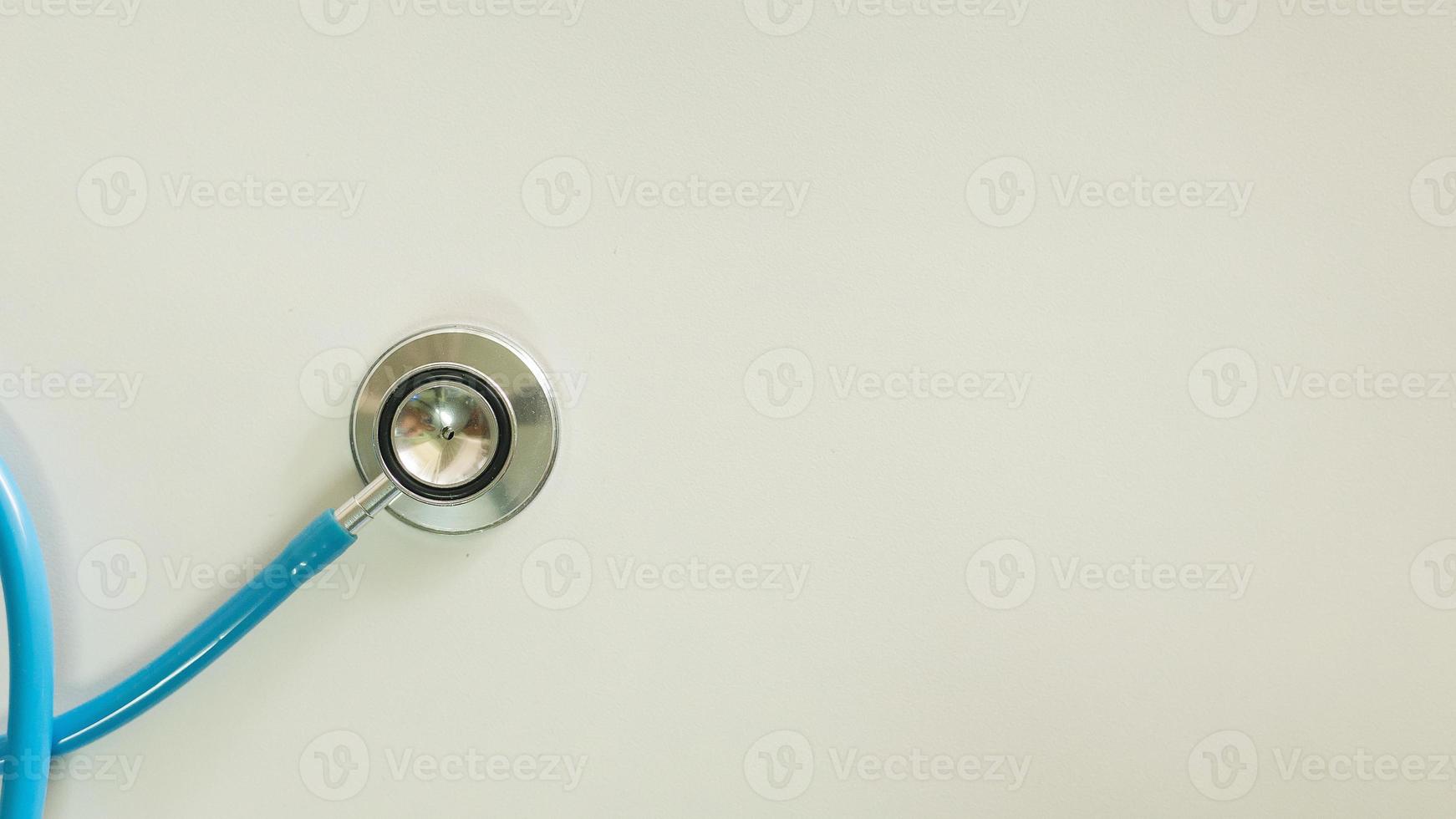 medizinisches Werkzeug auf dem Tisch Nahaufnahme Bildhintergrund. foto