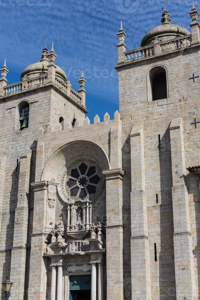 Panoramablick auf die Kathedrale von Porto Se Porto, Portugal foto