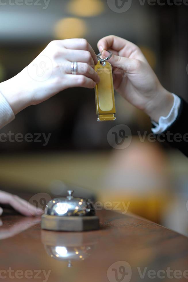 Blick auf die Hotelrezeption foto