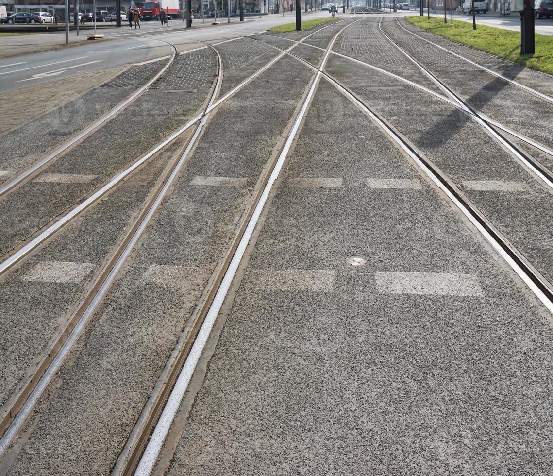 Straßenbahn- oder Straßenbahngleise foto