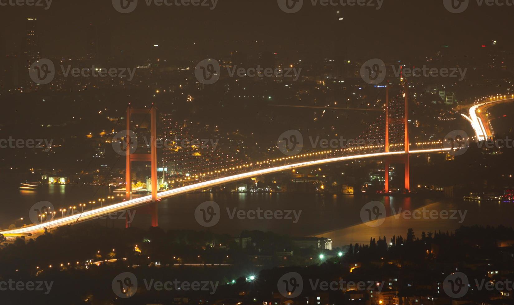 Bosporusbrücke in Istanbul foto