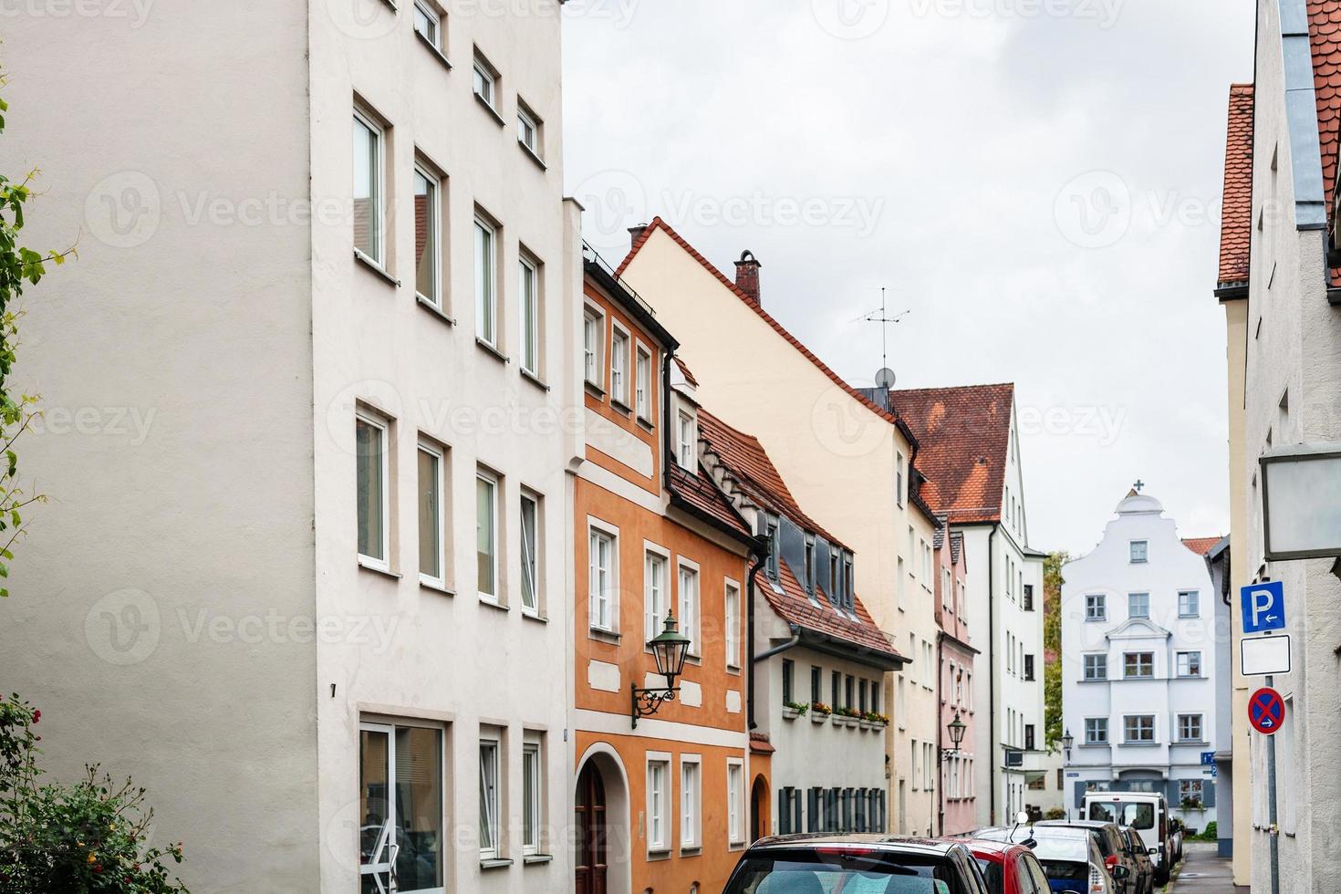 altes wohnviertel in der augsburger stadt foto
