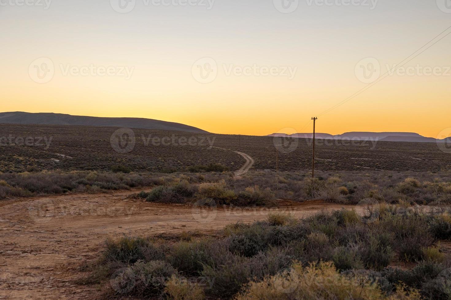 Karoo-Landschaft mit Sonnenuntergang foto