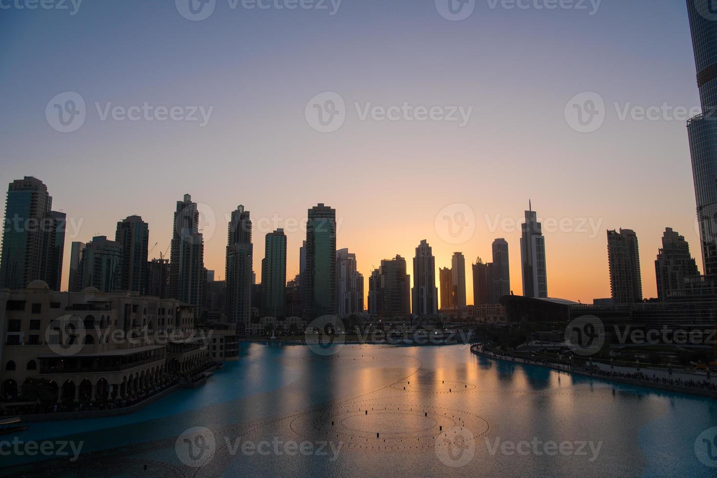 musikalischer brunnen in dubai foto