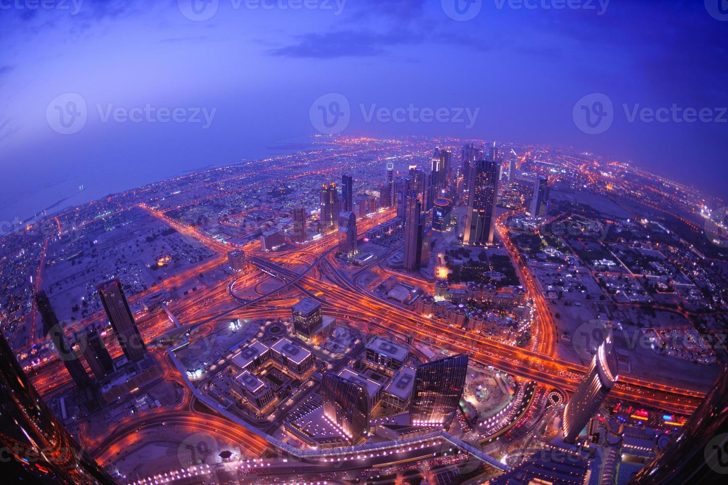 blick auf die skyline von dubai foto