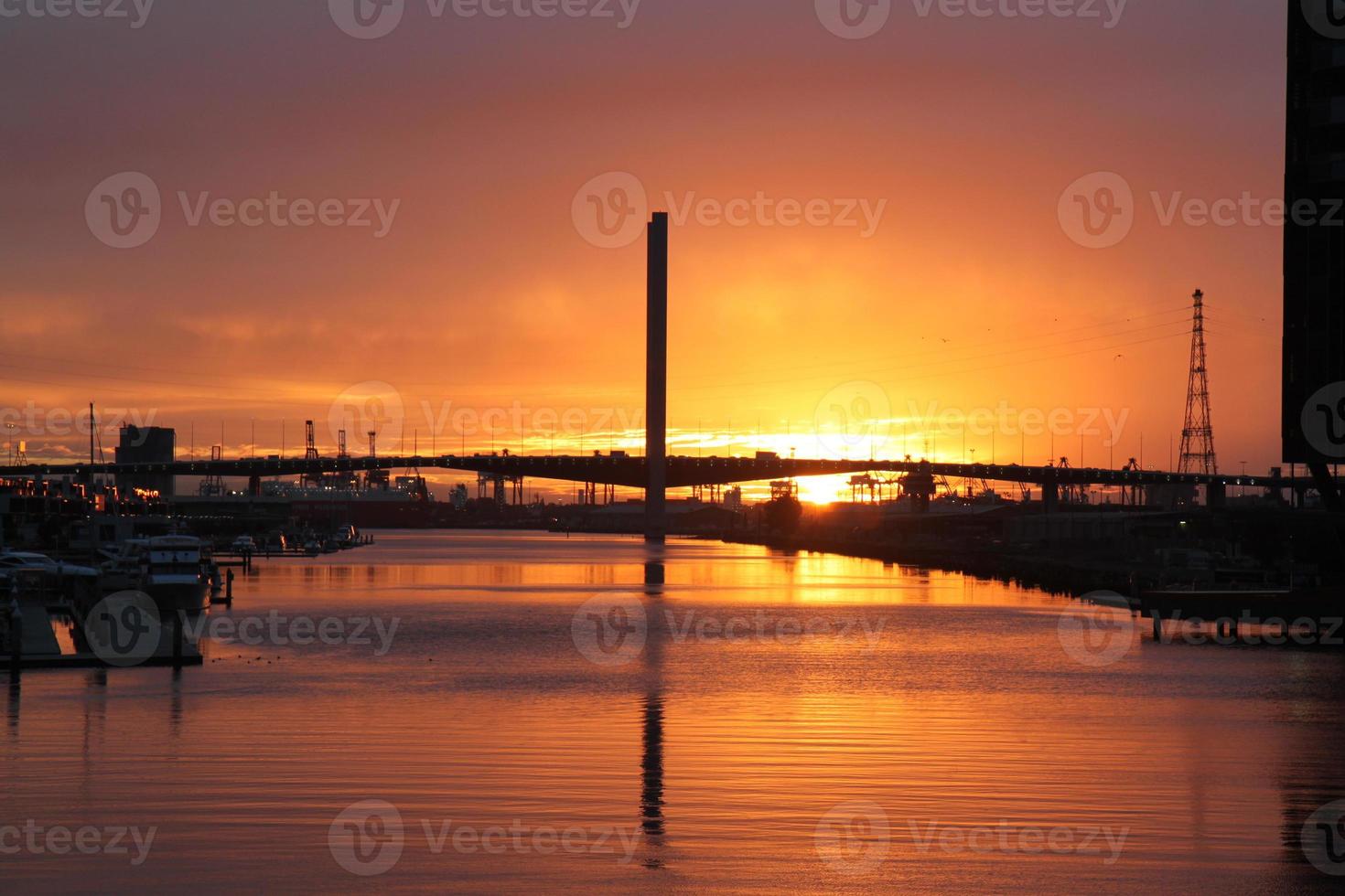 Sonnenuntergang über Bolte Bridge Melbourne foto