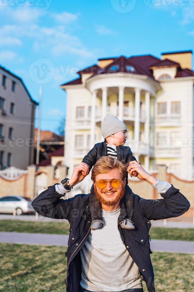 Vater und sein Sohn foto