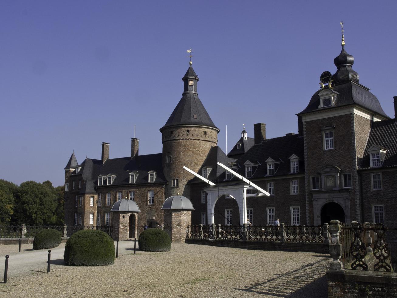 anholt, deutschland, 2021-schloss anholt in deutschland foto