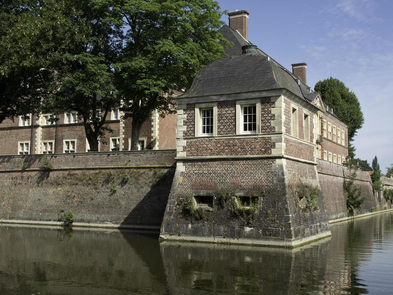 ahaus,deutschland,2021-schloss ahaus in deutschland foto